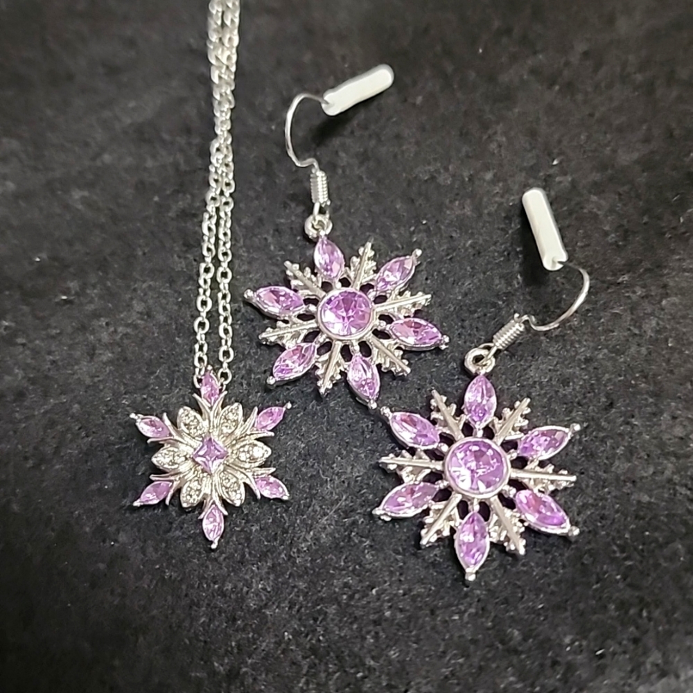 Purple snowflake set